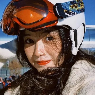 小犬与女孩